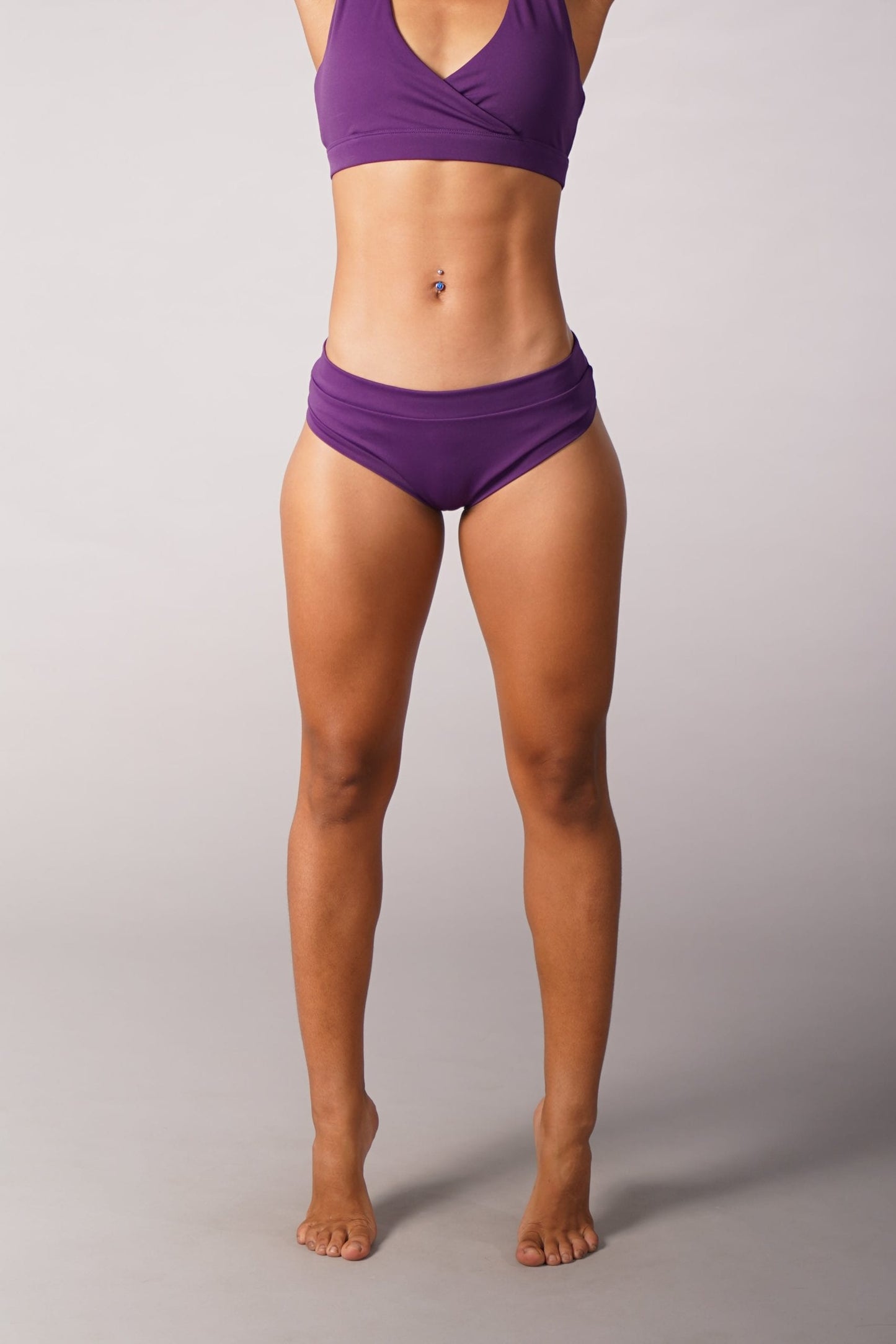 OFF THE POLE CLASSIC SCRUNCH SHORTS- DYP LILLA