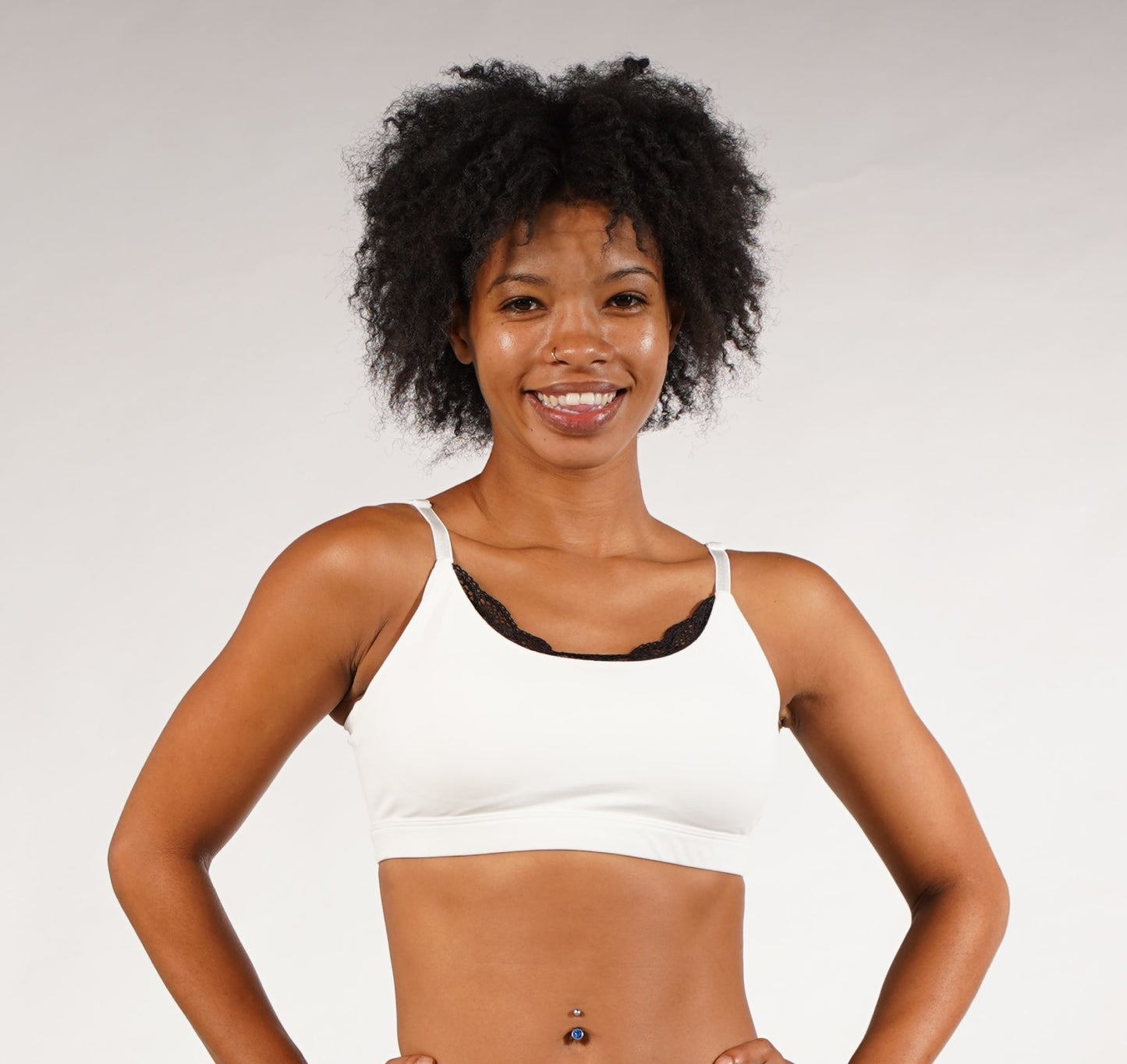 OFF THE POLE LACE TOP HVIT