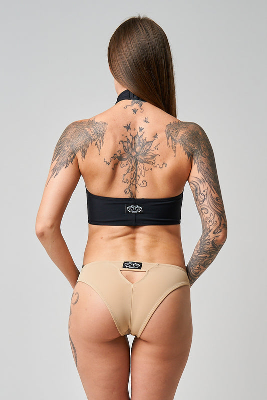 SECOND HAND - SHARK TANNA TOP SVART