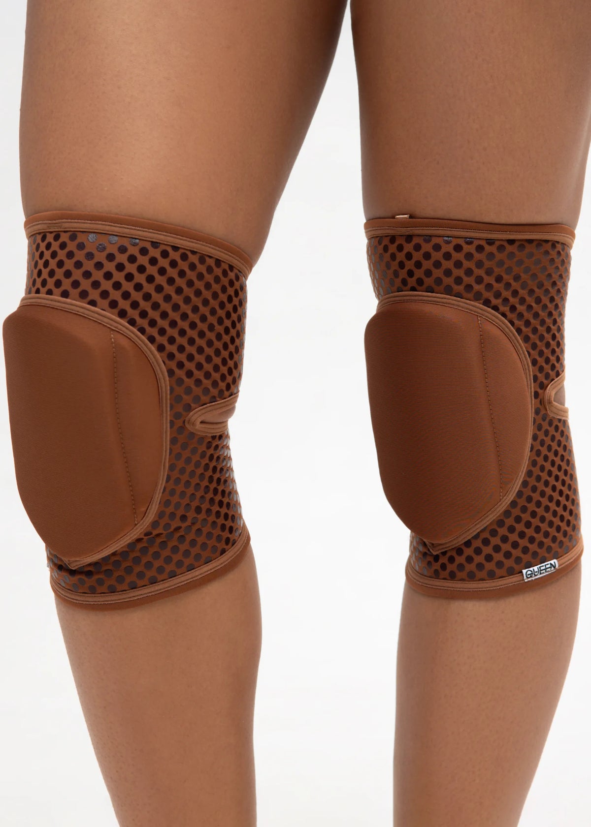 KNEBESKYTTERE GRIPPY SLEEK - FLERE FARGER