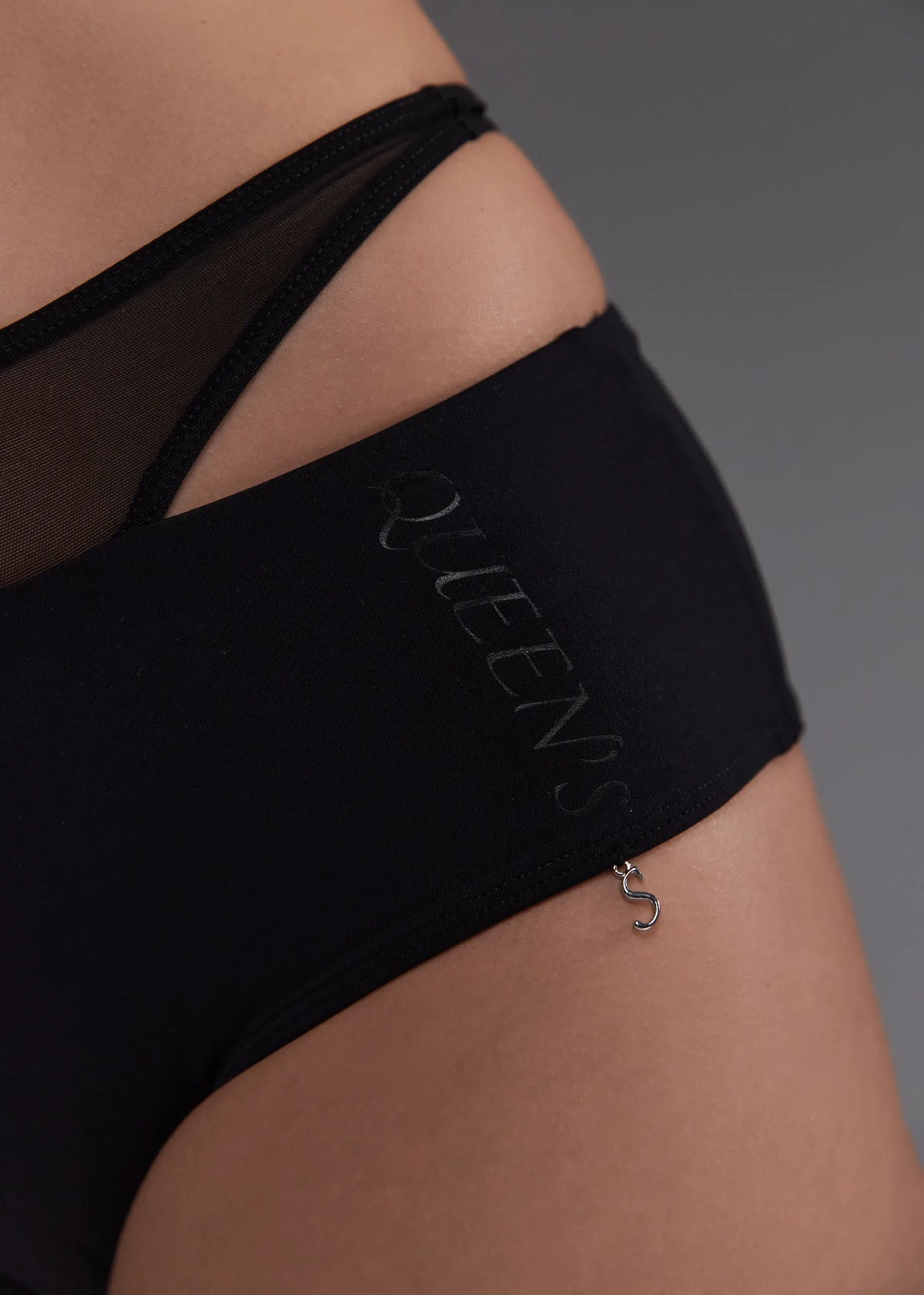 QUEEN - MINI SHORTS MED MESH – FLERE FARGER