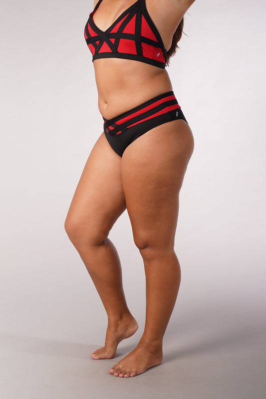 OFF THE POLE CAGED SHORTS - RØD