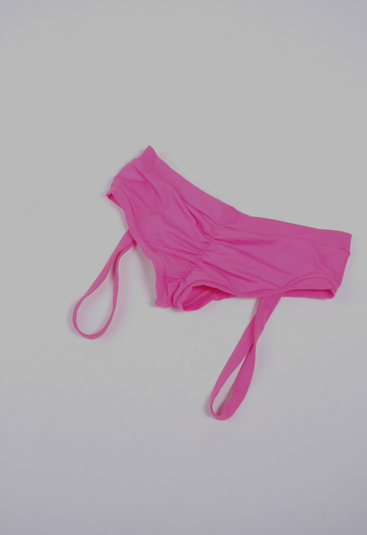 SECOND HAND - BAD KITTY / POLEFIT CRISS CROSS BRAZIL SHORT - RETRO