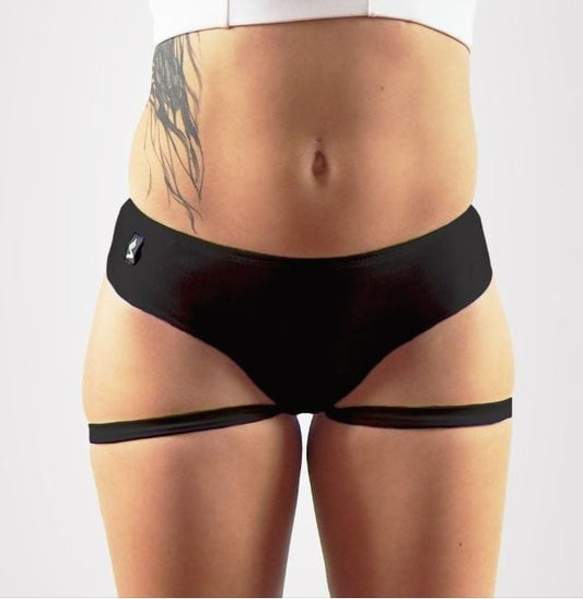 SWAY GARTER POLE SHORTS - SVART