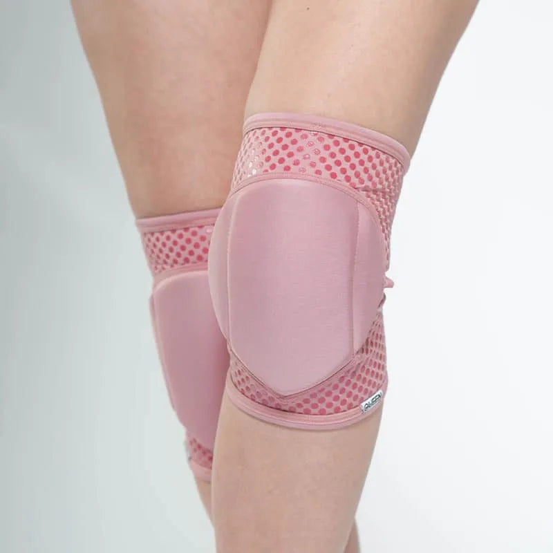 KNEBESKYTTERE GRIPPY SLEEK - FLERE FARGER